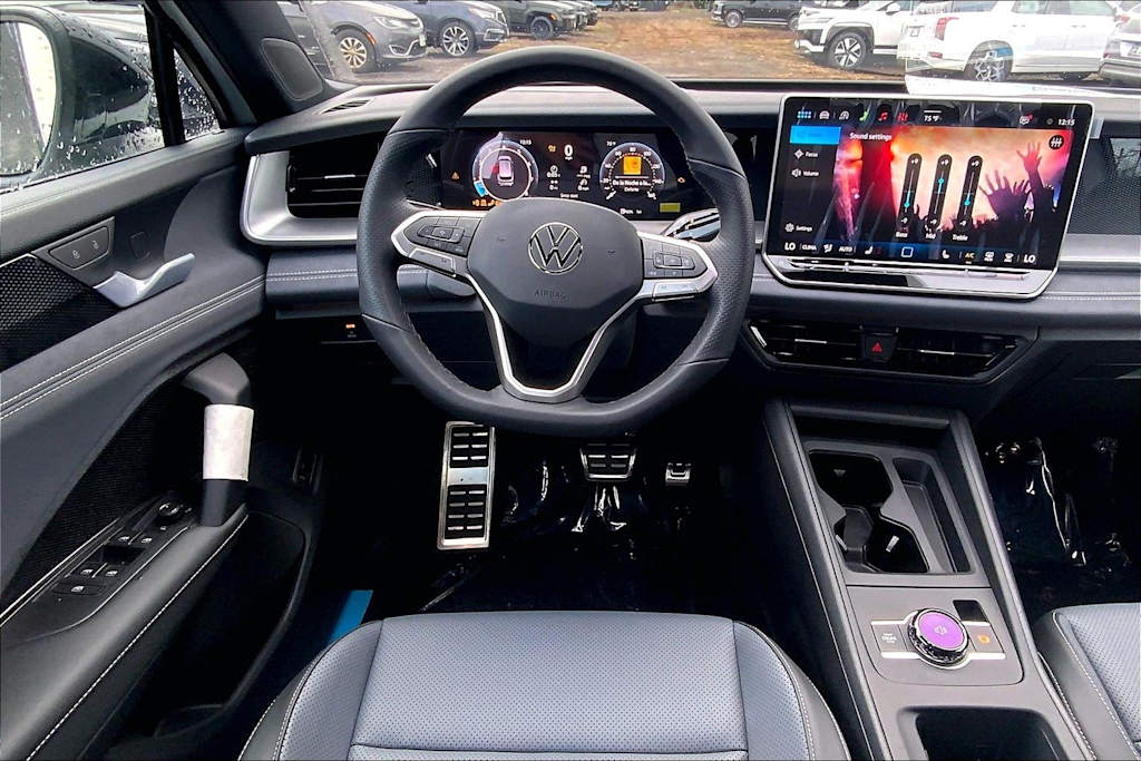 Thumbnail: 2026 Volkswagen Tiguan - 14