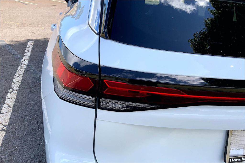 Thumbnail: 2025 Volkswagen Tiguan - 32
