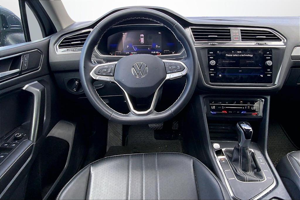 Thumbnail: 2023 Volkswagen Tiguan - 14