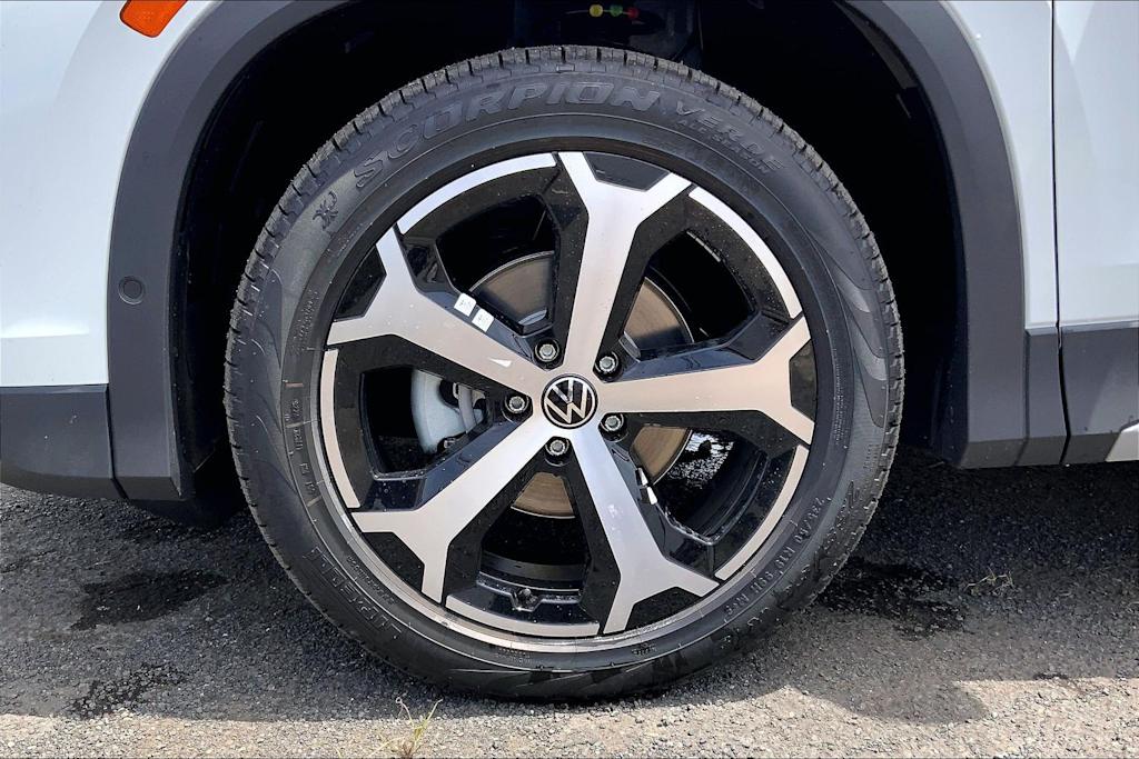 Thumbnail: 2026 Volkswagen Tiguan - 8