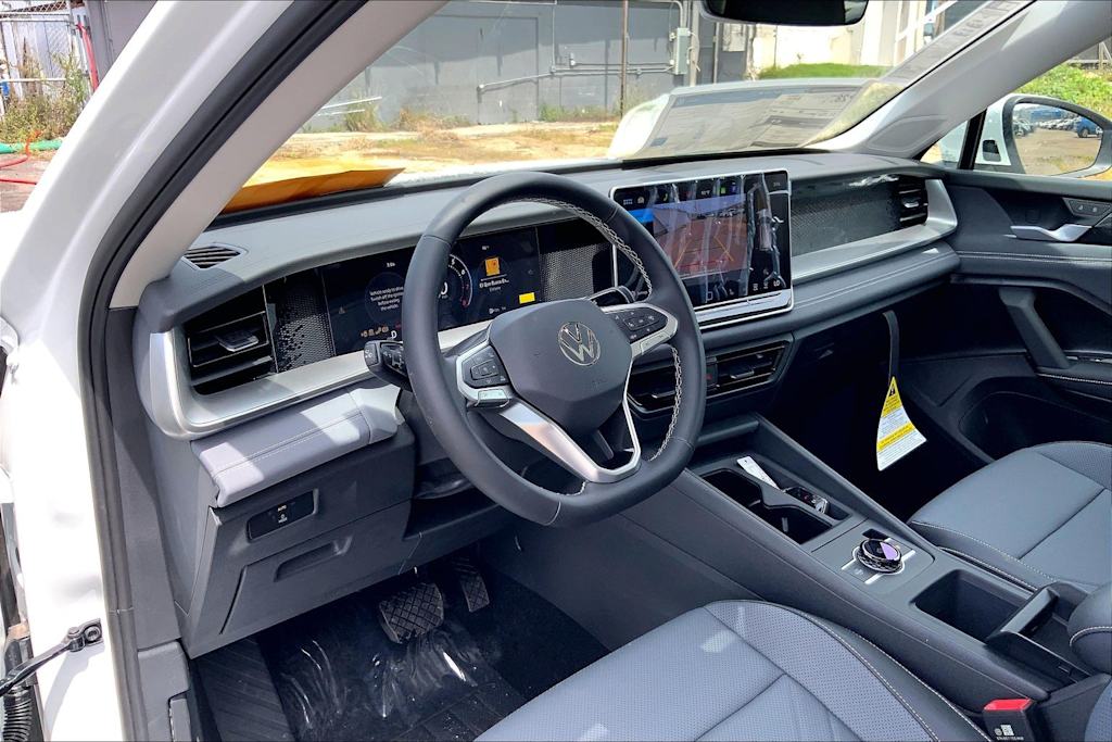 Thumbnail: 2026 Volkswagen Tiguan - 2