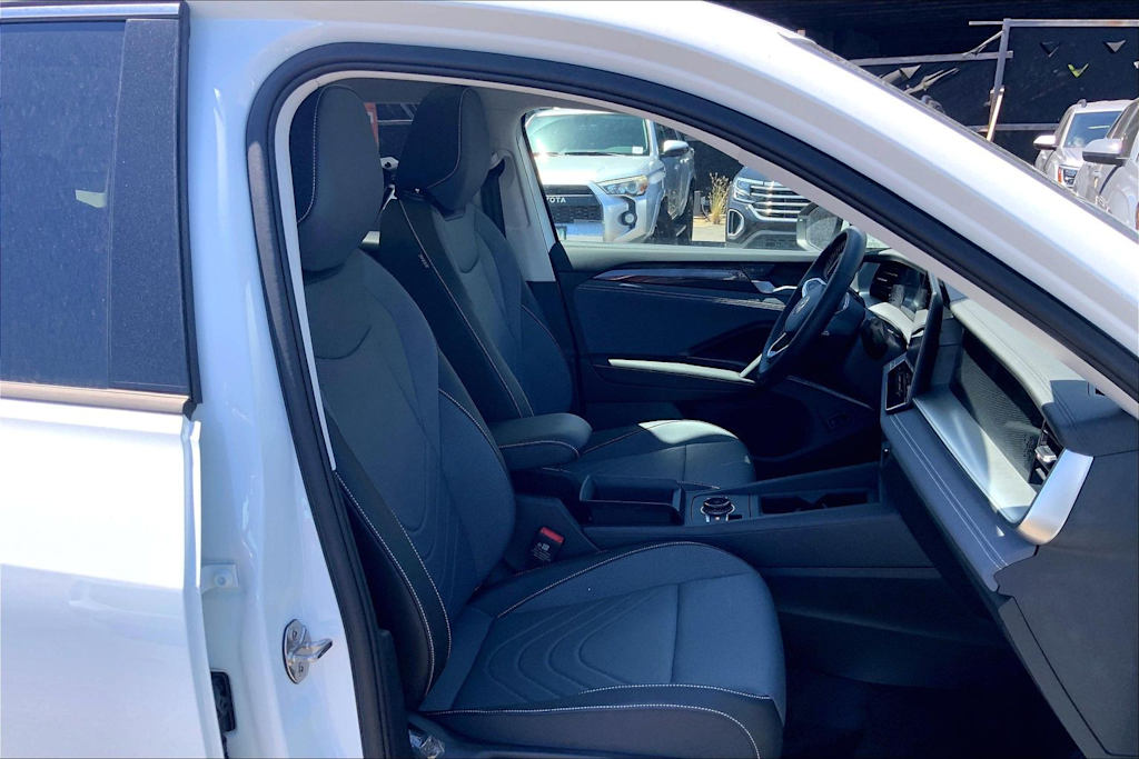 Thumbnail: 2026 Volkswagen Tiguan - 12