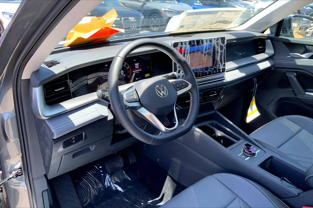 Thumbnail: 2026 Volkswagen Tiguan - 2