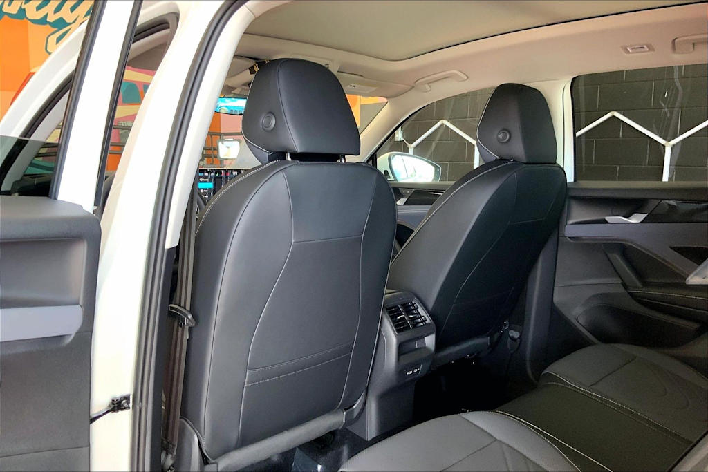 Thumbnail: 2026 Volkswagen Tiguan - 13