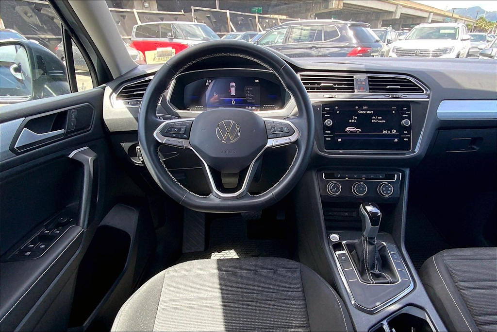 Thumbnail: 2024 Volkswagen Tiguan - 14