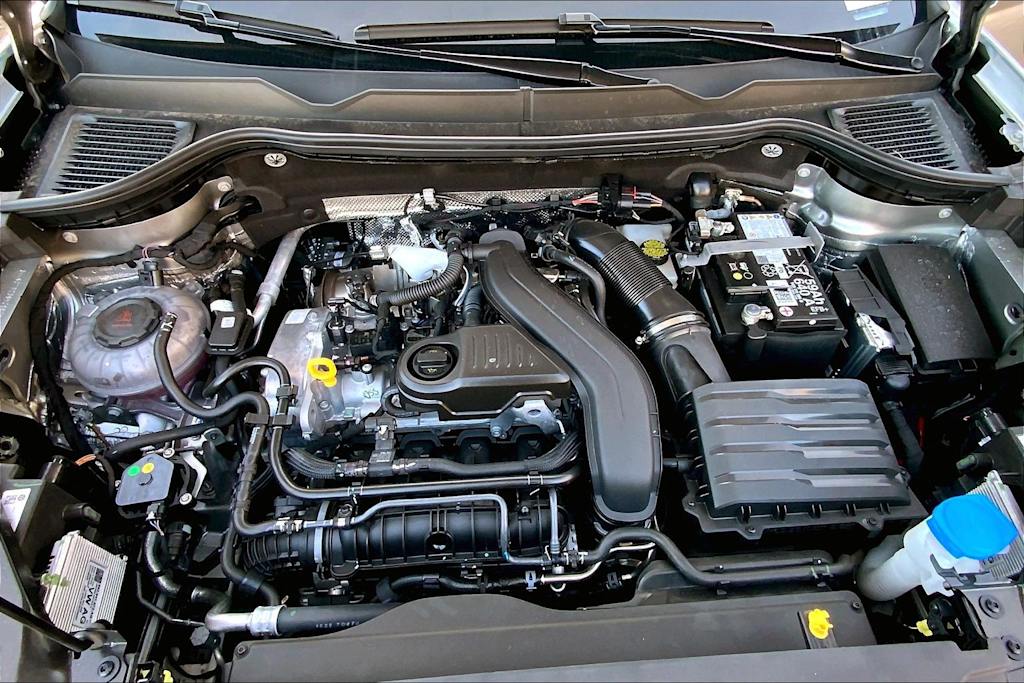 Thumbnail: 2025 Volkswagen Taos - 9