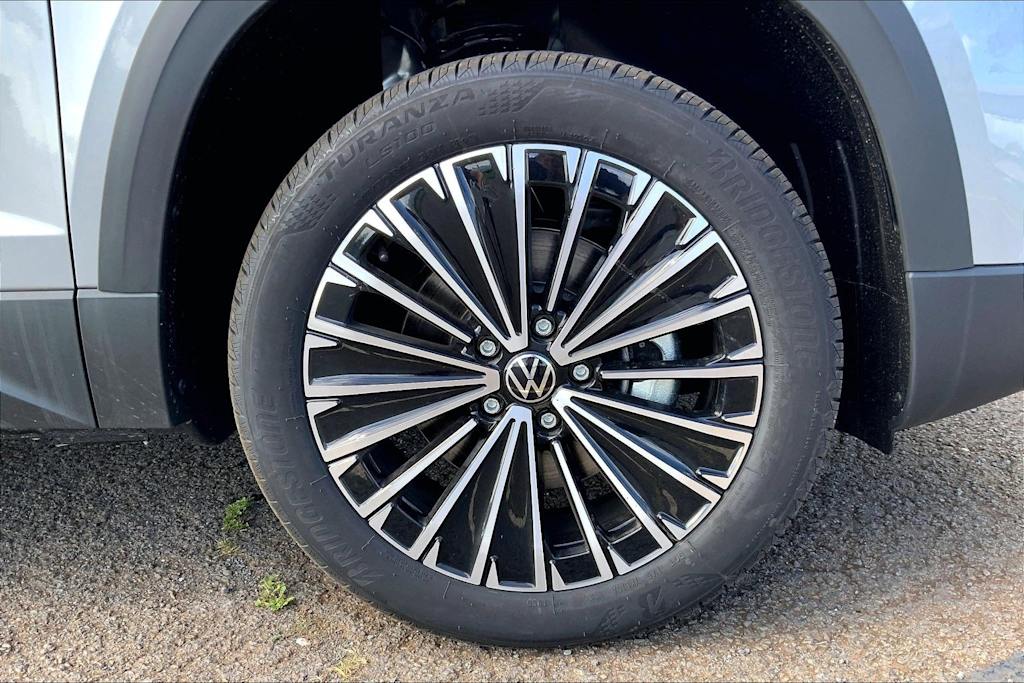 Thumbnail: 2026 Volkswagen Taos - 8