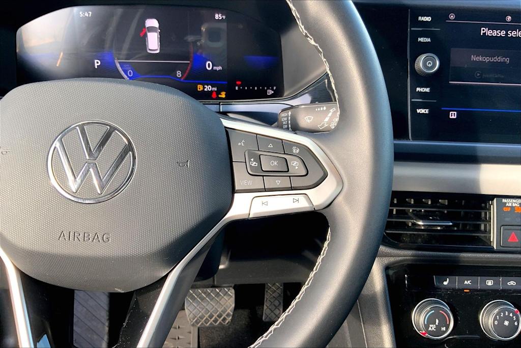 Thumbnail: 2023 Volkswagen Taos - 25