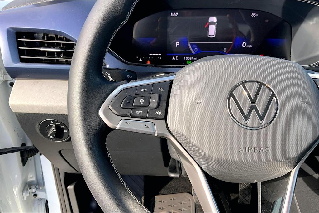 Thumbnail: 2023 Volkswagen Taos - 24