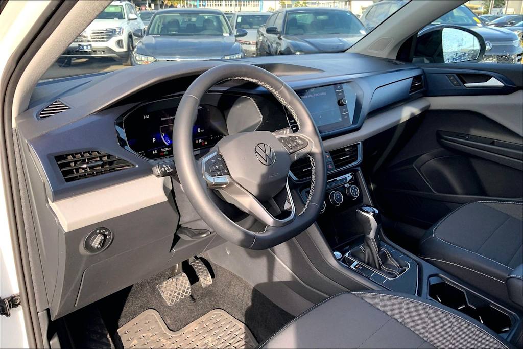 Thumbnail: 2023 Volkswagen Taos - 2