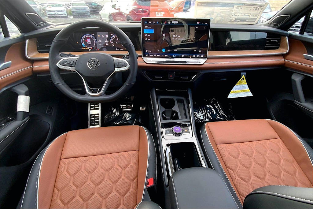 Thumbnail: 2026 Volkswagen Tiguan - 10