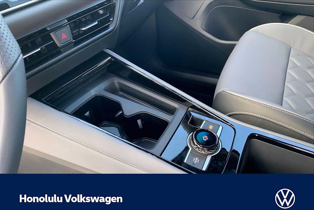 Thumbnail: 2026 Volkswagen Tiguan - 16