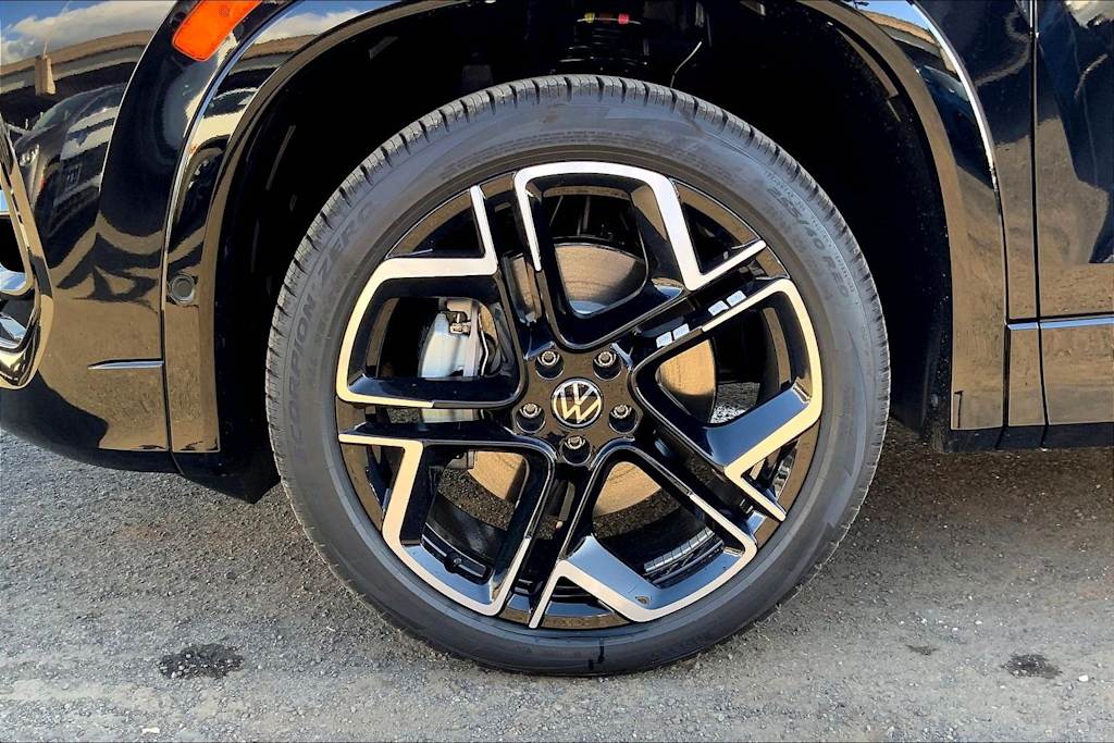 Thumbnail: 2026 Volkswagen Tiguan - 8