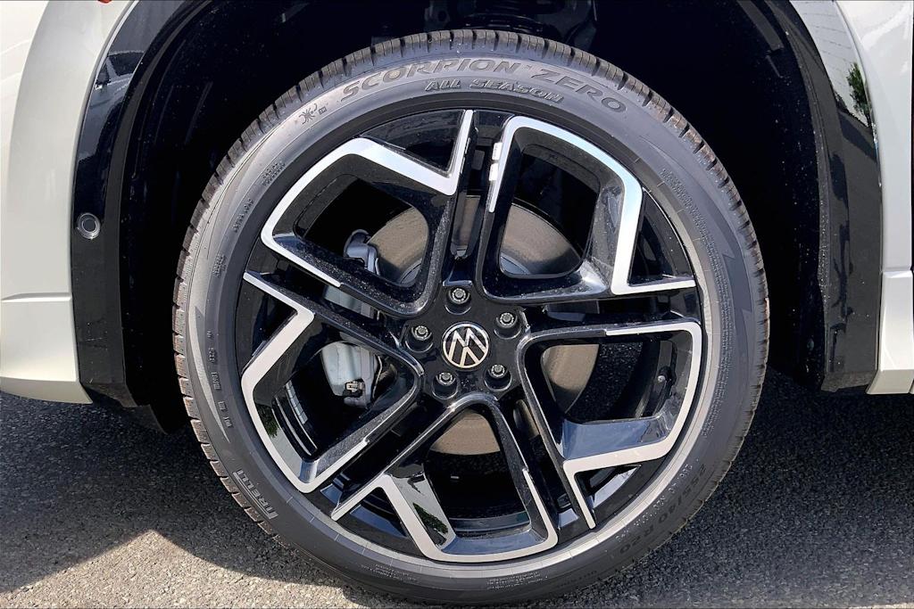 Thumbnail: 2026 Volkswagen Tiguan - 8