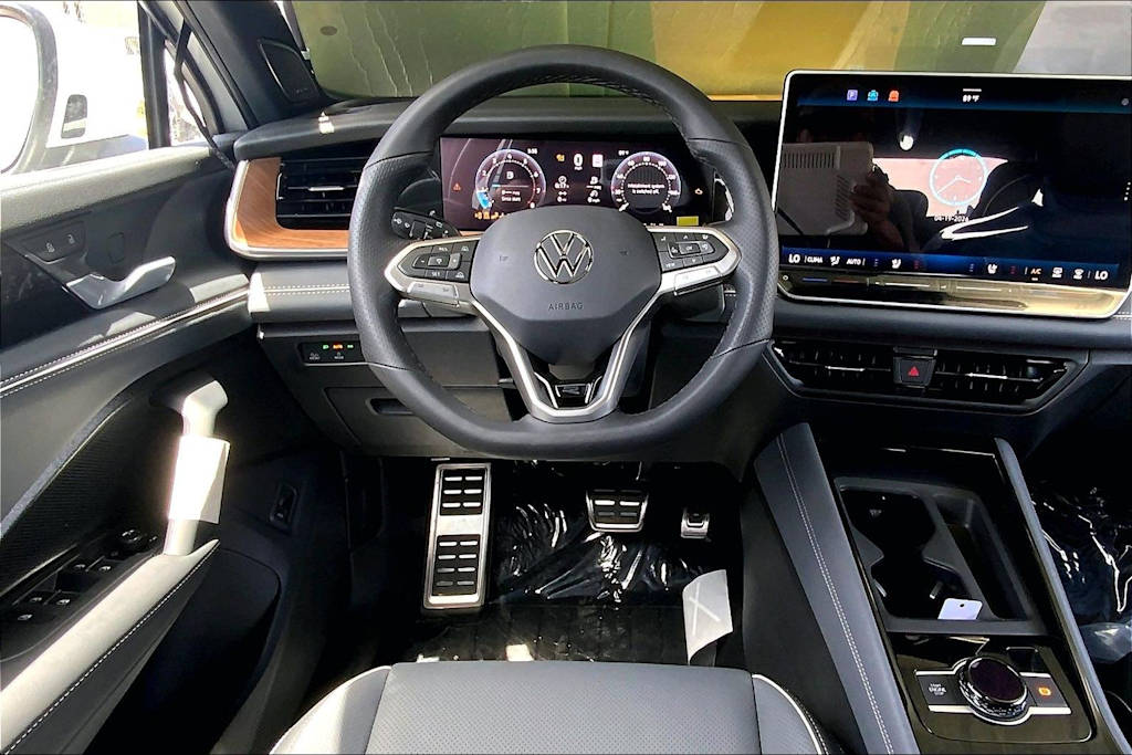 Thumbnail: 2026 Volkswagen Tiguan - 14