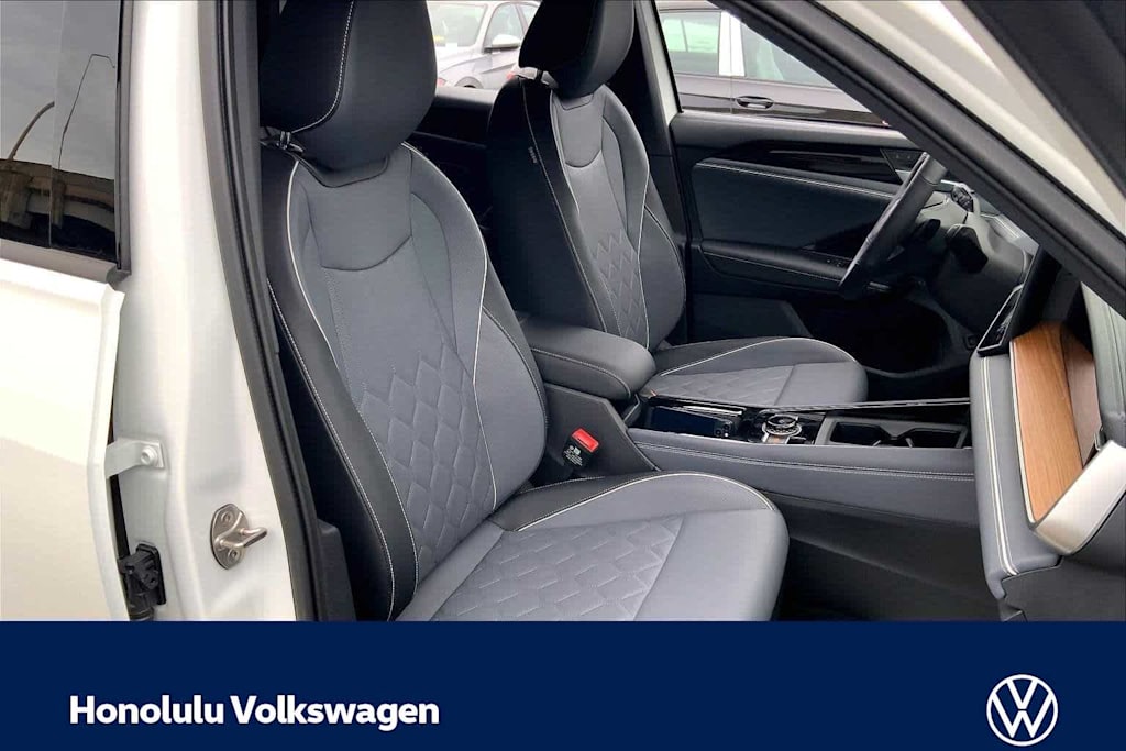 Thumbnail: 2026 Volkswagen Tiguan - 12
