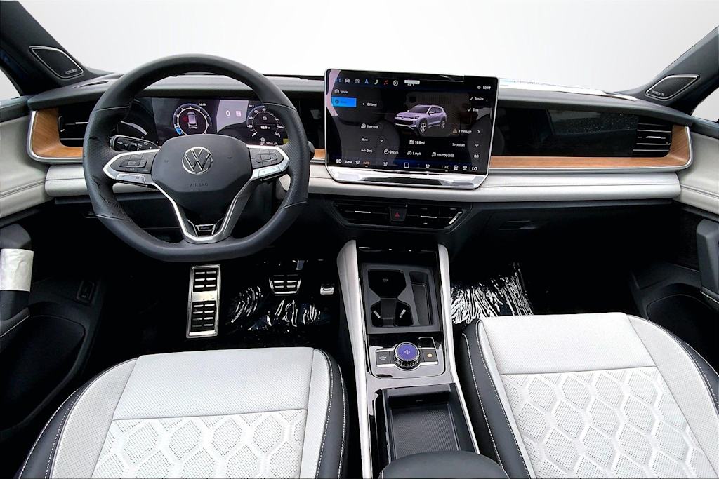 Thumbnail: 2026 Volkswagen Tiguan - 10