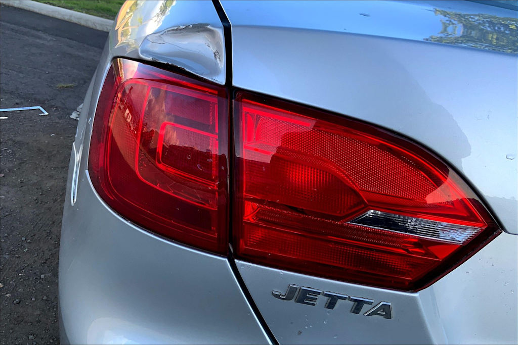 Thumbnail: 2013 Volkswagen Jetta - 31