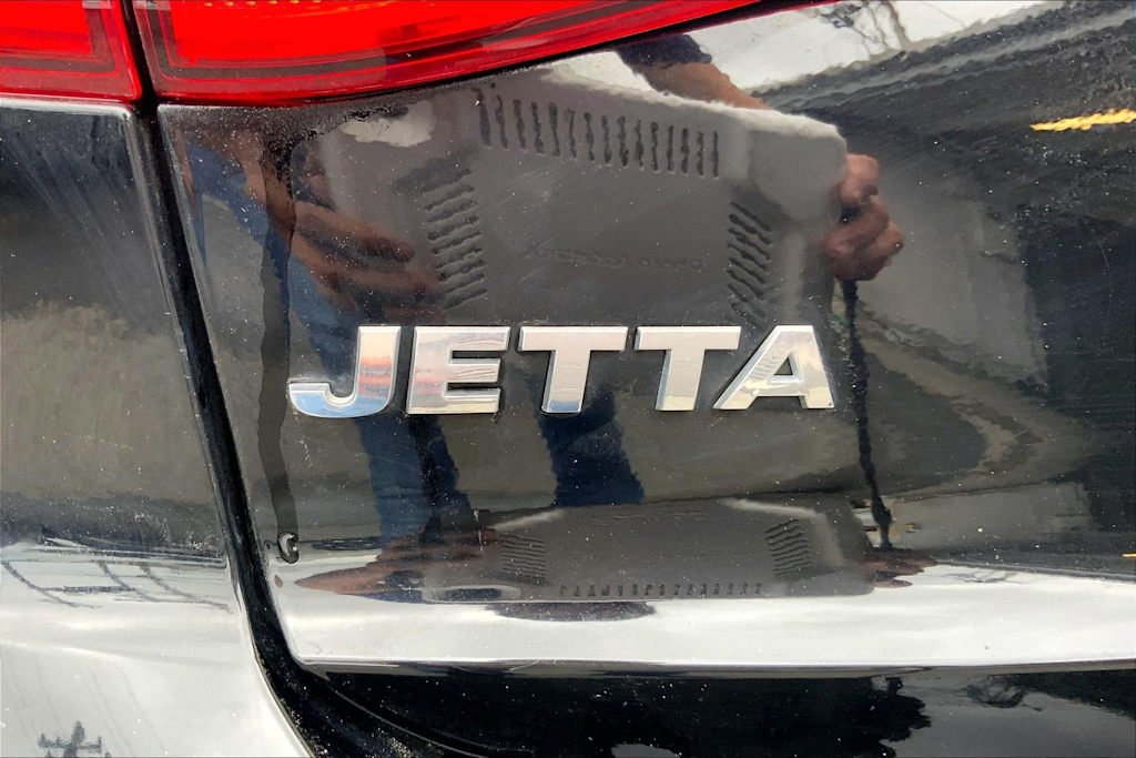 Thumbnail: 2015 Volkswagen Jetta - 7