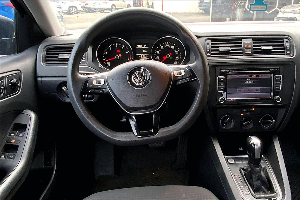 Thumbnail: 2015 Volkswagen Jetta - 14