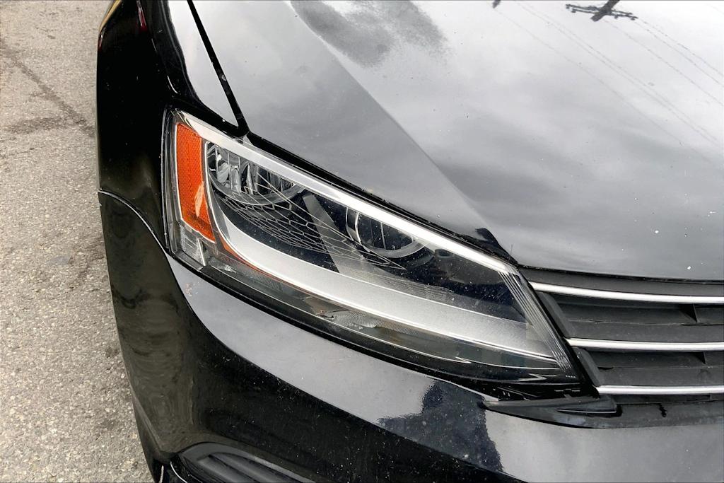 Thumbnail: 2015 Volkswagen Jetta - 31