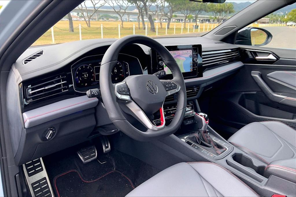 Thumbnail: 2026 Volkswagen Jetta - 2