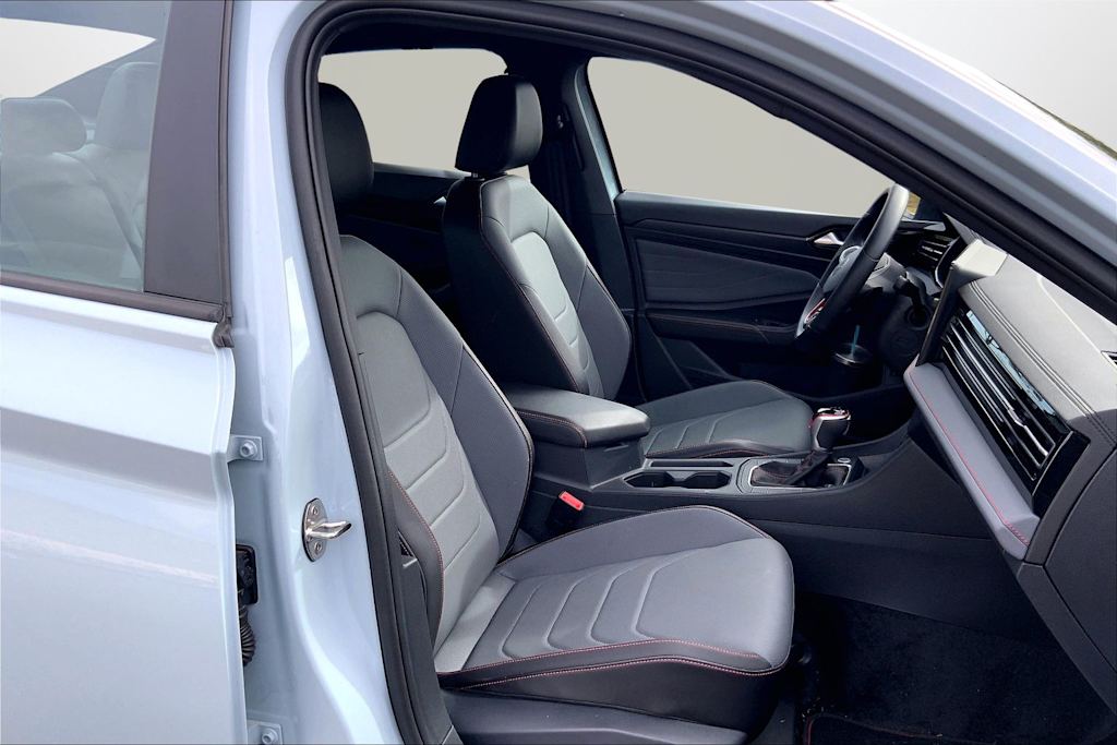 Thumbnail: 2026 Volkswagen Jetta - 12
