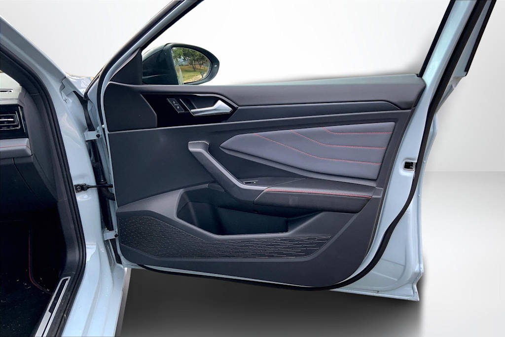 Thumbnail: 2026 Volkswagen Jetta - 28