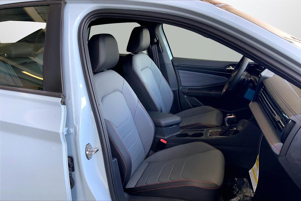 Thumbnail: 2026 Volkswagen Jetta - 12