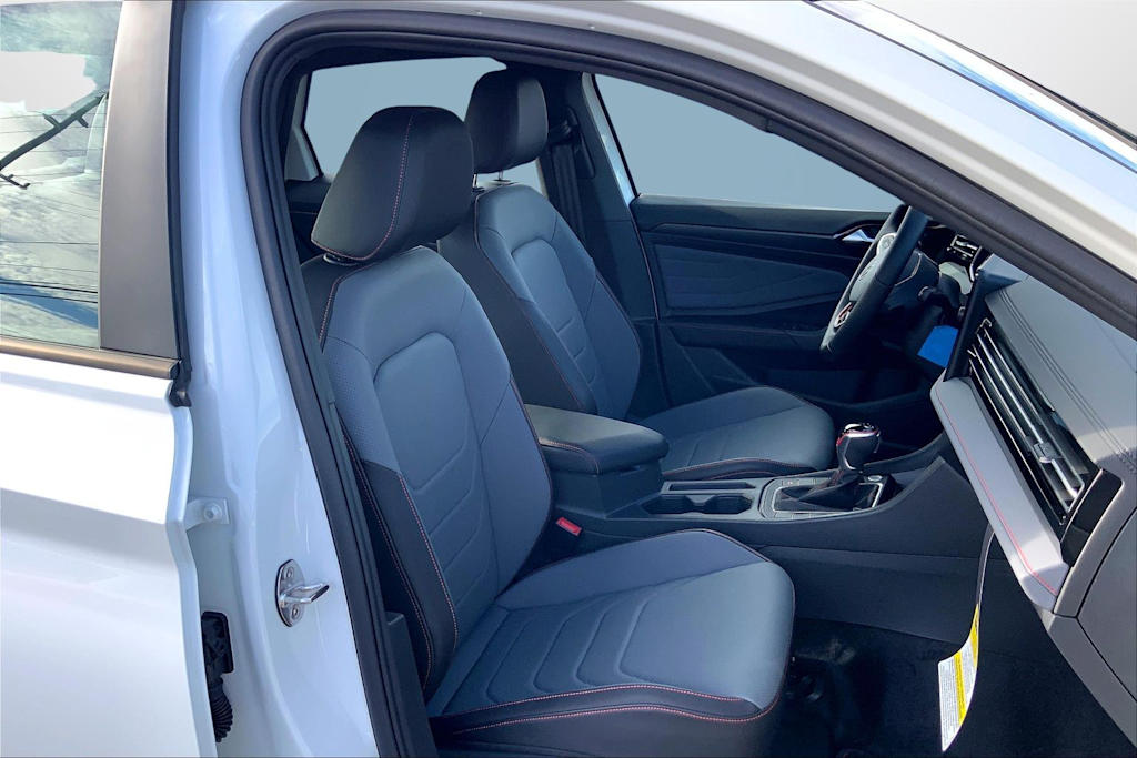 Thumbnail: 2026 Volkswagen Jetta - 12