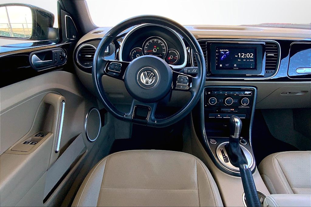 Thumbnail: 2017 Volkswagen Beetle - 14