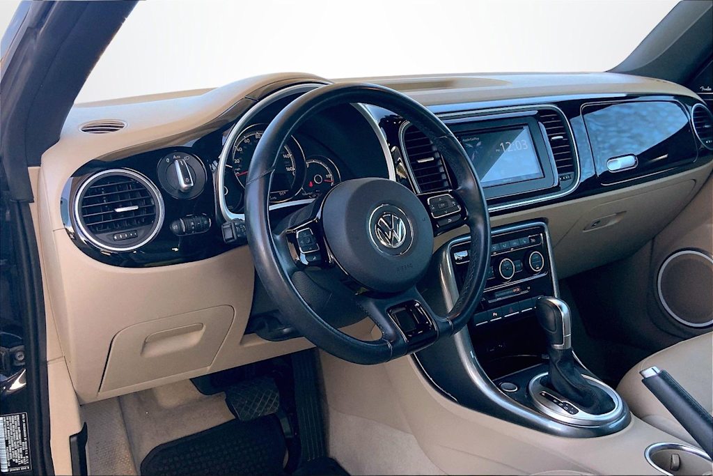 Thumbnail: 2017 Volkswagen Beetle - 2