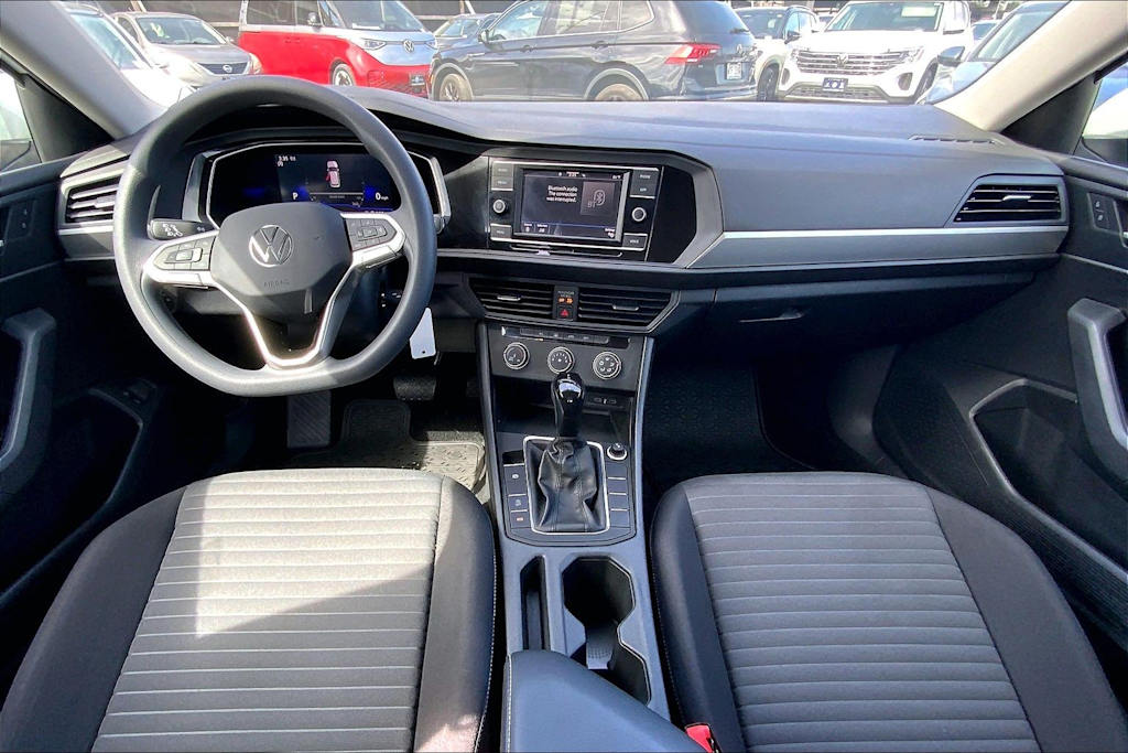 Thumbnail: 2023 Volkswagen Jetta - 10