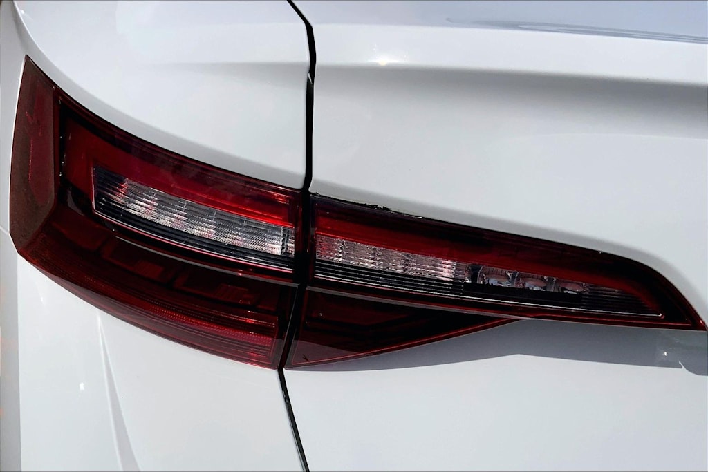 Thumbnail: 2023 Volkswagen Jetta - 32
