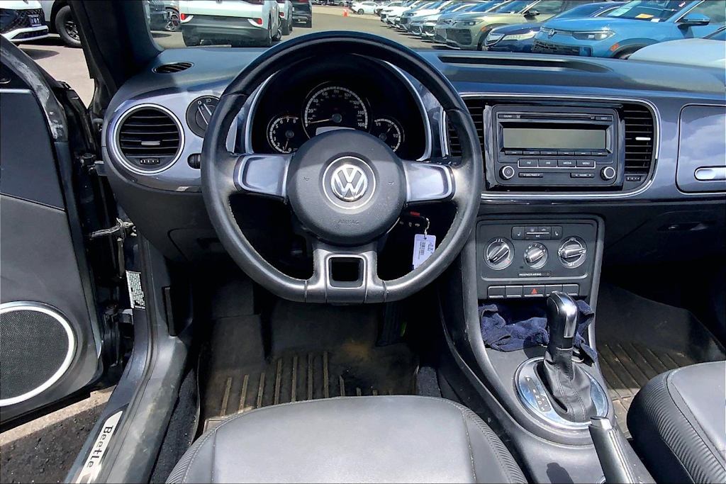 Thumbnail: 2013 Volkswagen Beetle - 14