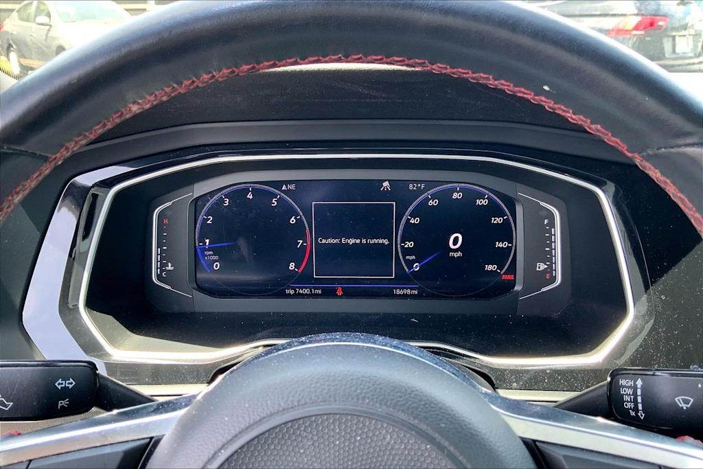 Thumbnail: 2019 Volkswagen Jetta - 18