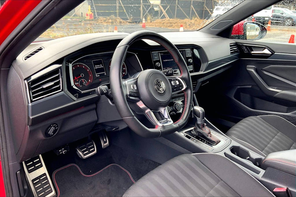 Thumbnail: 2019 Volkswagen Jetta - 2