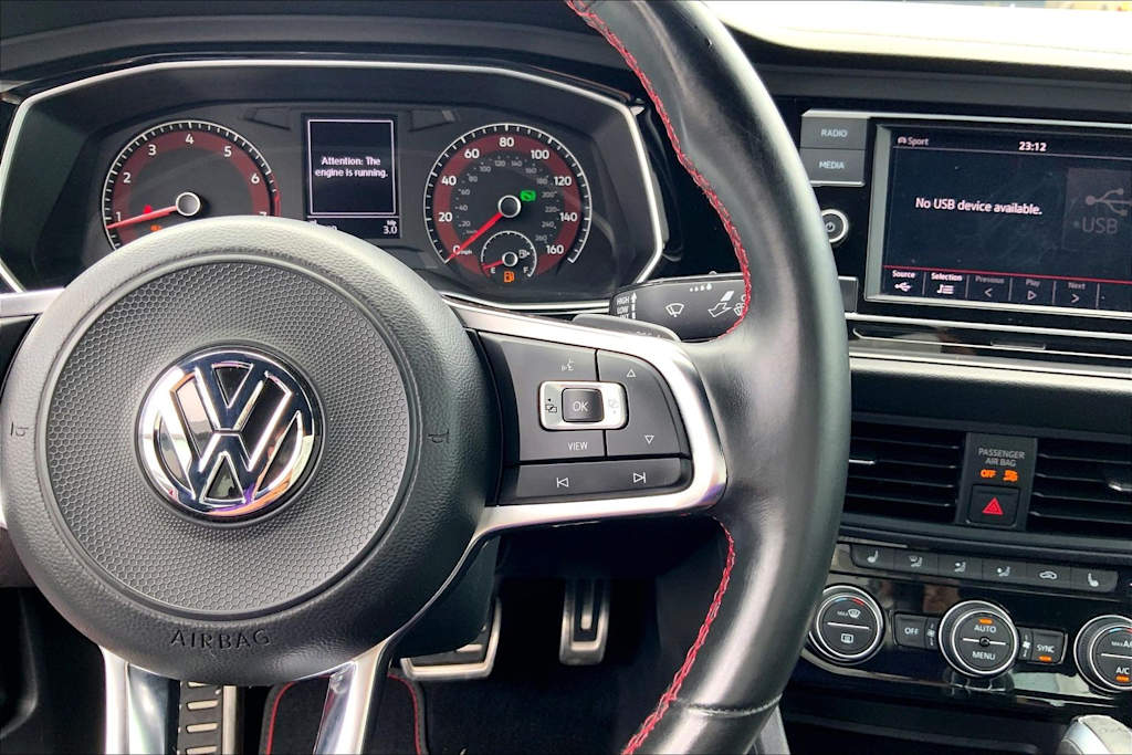 Thumbnail: 2019 Volkswagen Jetta - 15