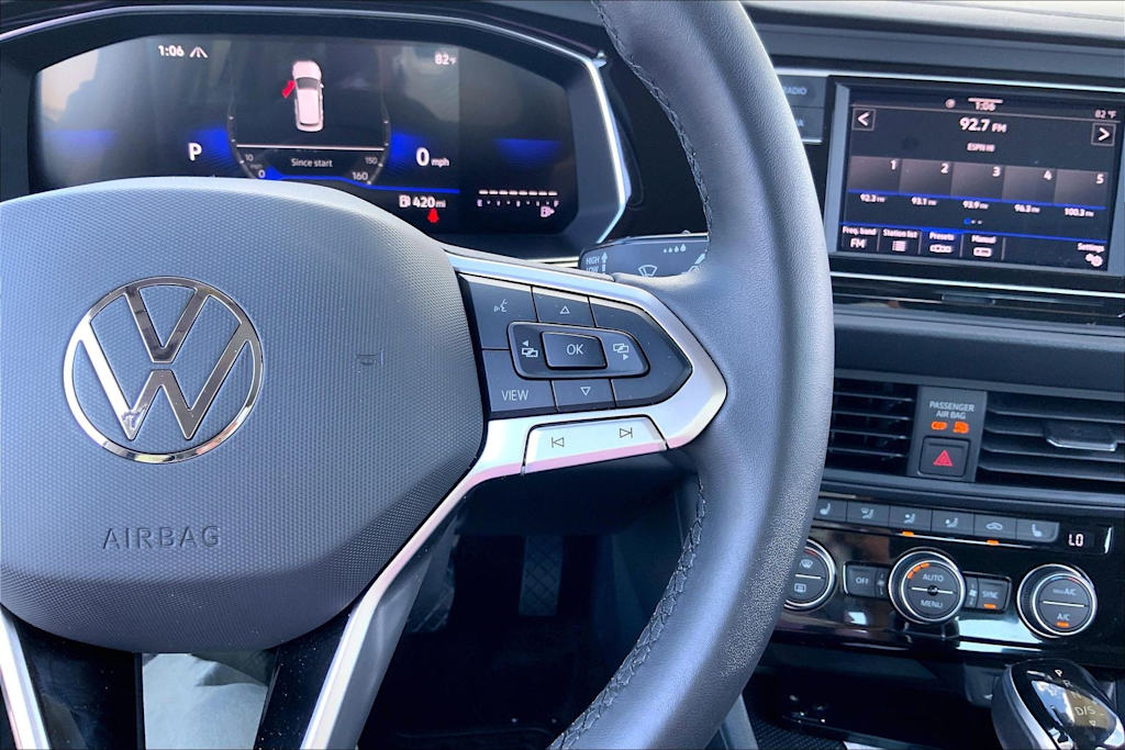 Thumbnail: 2024 Volkswagen Jetta - 27