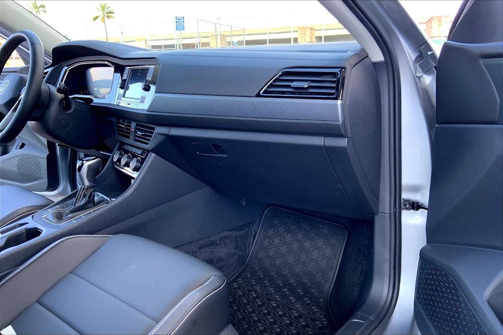 Thumbnail: 2024 Volkswagen Jetta - 25