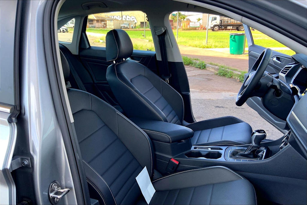 Thumbnail: 2024 Volkswagen Jetta - 12