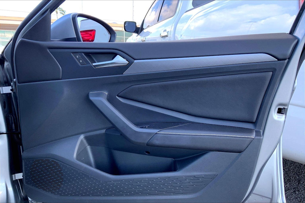 Thumbnail: 2024 Volkswagen Jetta - 29