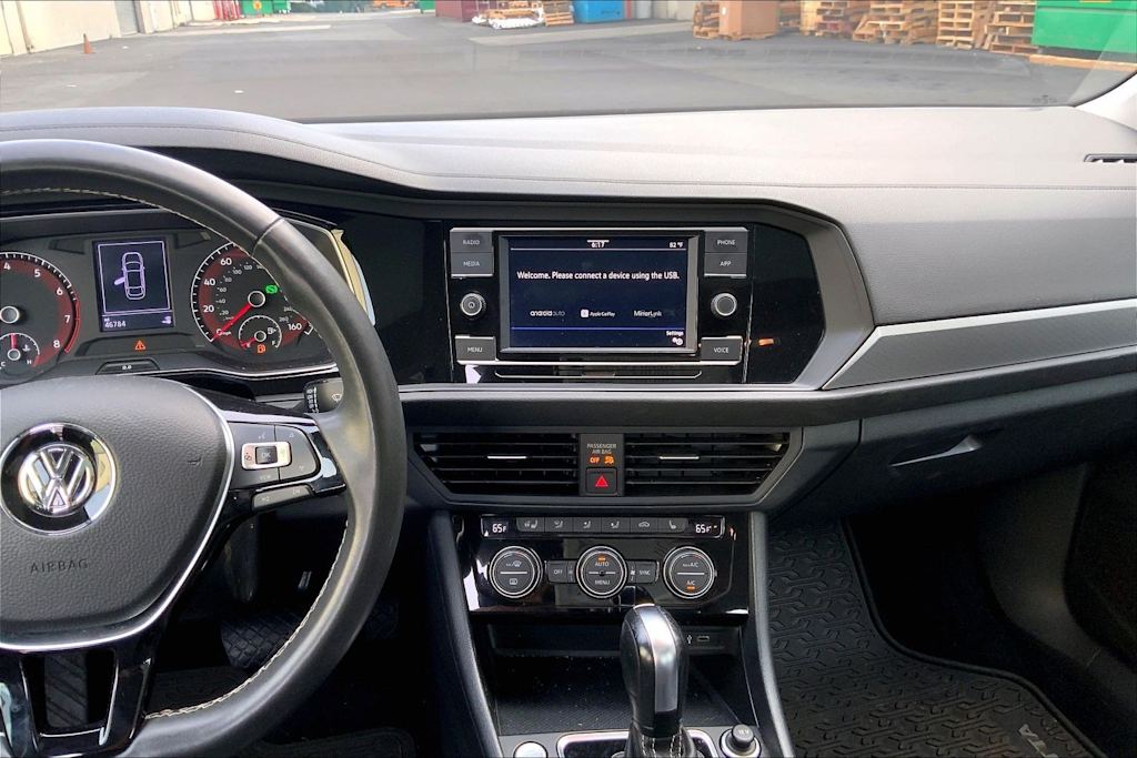 Thumbnail: 2021 Volkswagen Jetta - 15