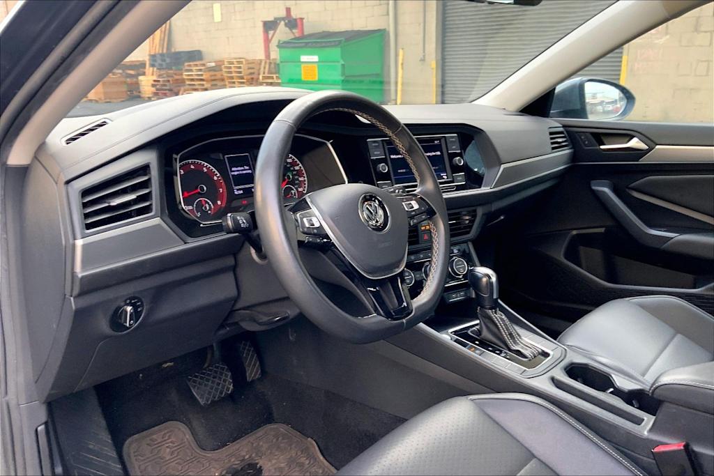 Thumbnail: 2021 Volkswagen Jetta - 2