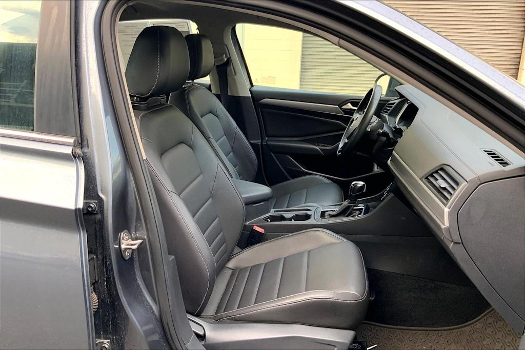 Thumbnail: 2021 Volkswagen Jetta - 12