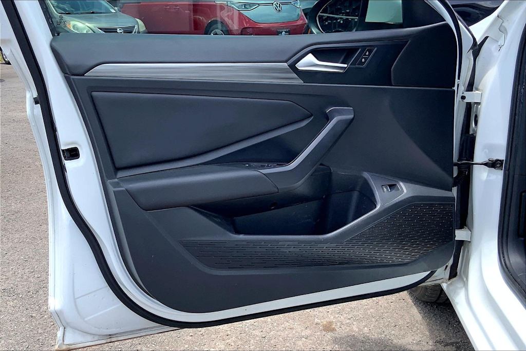 Thumbnail: 2019 Volkswagen Jetta - 27