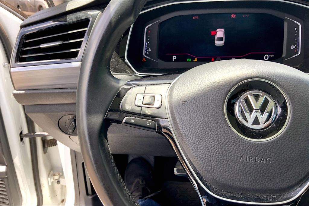 Thumbnail: 2019 Volkswagen Jetta - 25