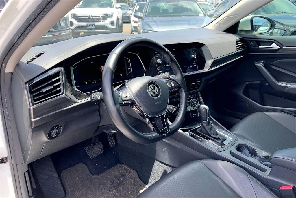 Thumbnail: 2019 Volkswagen Jetta - 2