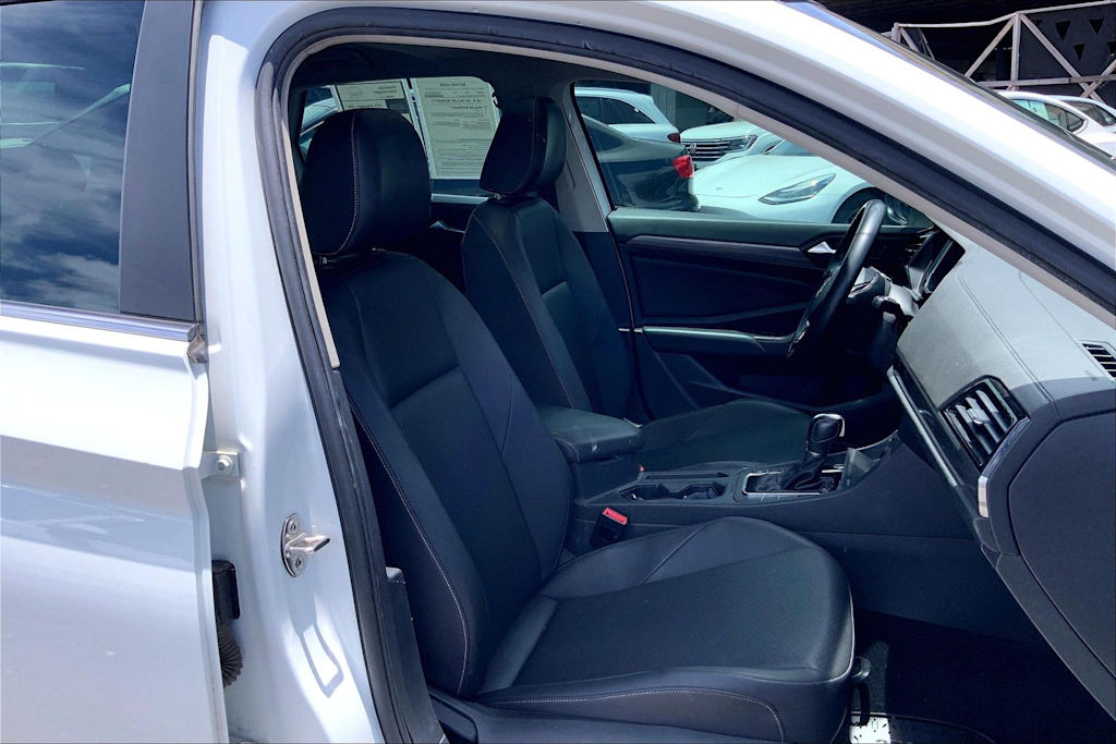 Thumbnail: 2019 Volkswagen Jetta - 12