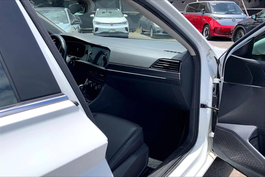 Thumbnail: 2019 Volkswagen Jetta - 24